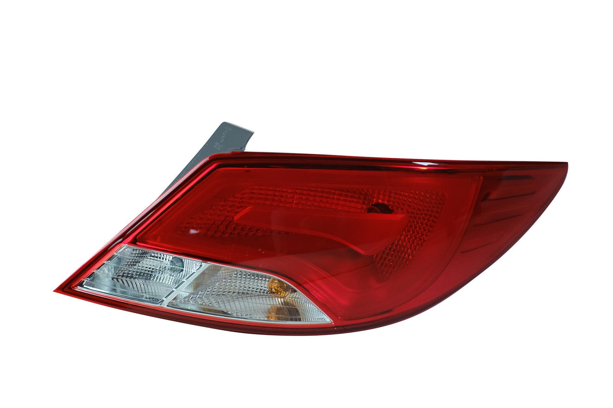 Foco Trasero Derecho Alternador 924021R639 Accent Rb 15-19