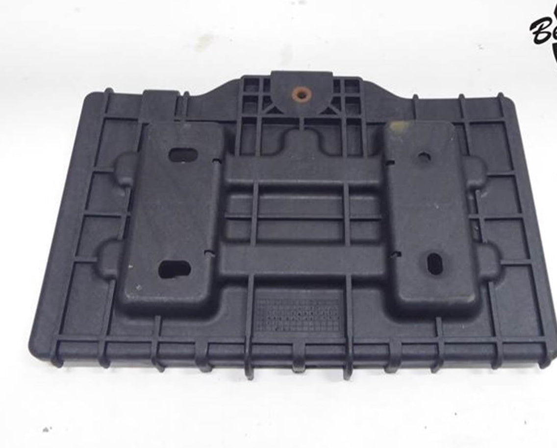Base o Soporte Bateria Hyundai H1 2008 a 2019 Original 371504H100