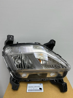 Neblinero Derecho Hyundai Creta 2021 a 2024 Original 92202Bv100
