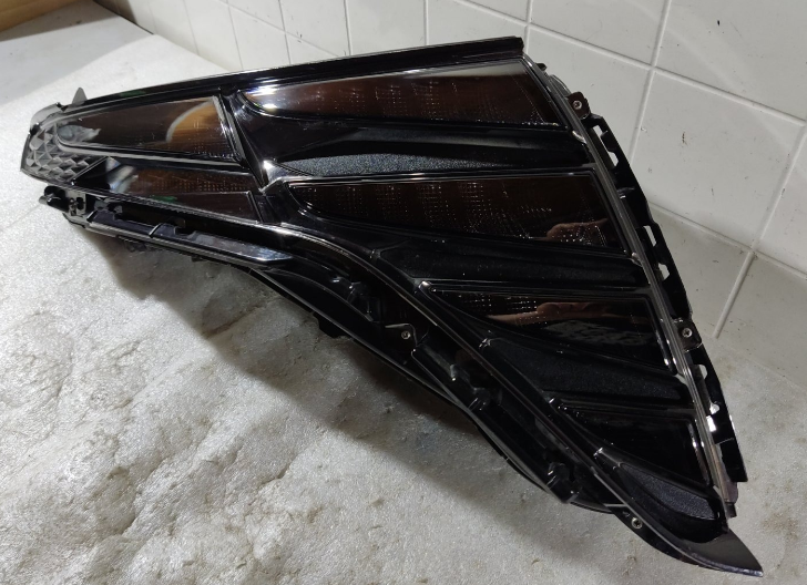 Optico Mascara Derecho Hyundai Tucson Tucson 21->(O) 92208N9100