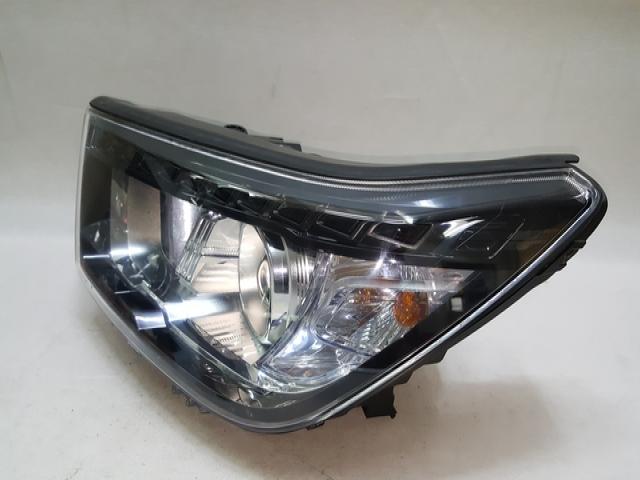 Optico Izquierdo Ssangyong Tivoli 15 19 Con Led Original 8310135200