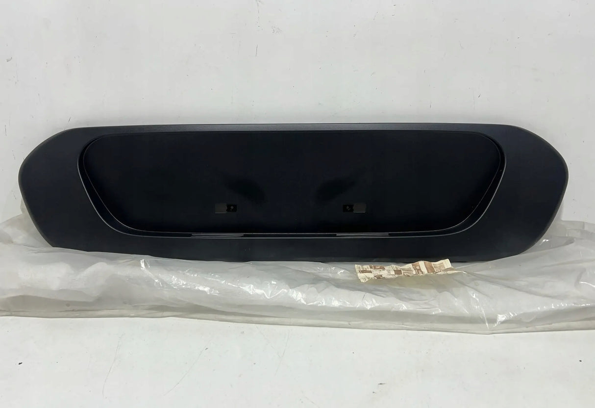 Moldura Central Parachoque Trasero 2017-23 Alternativo Kia Morning 86695G6030