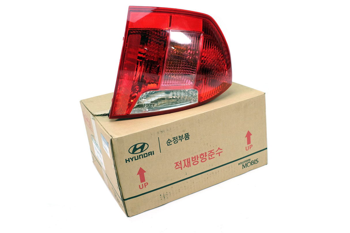 Foco Trasero Izquierdo Original 924011E030 New Accent 06-10